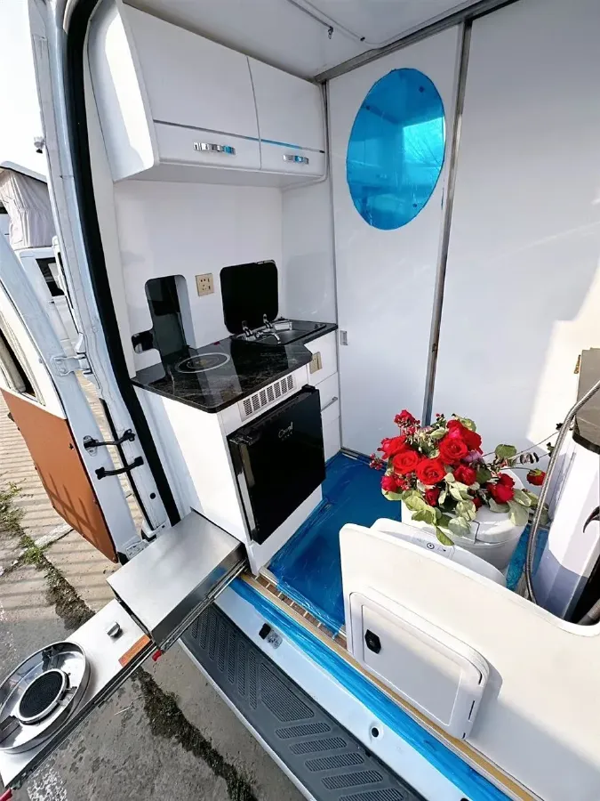 2024 Ford TransitT8 2.3T 174HP L4 8AT,autocango,china used car exporter,china ev exporter,chinese used car exporter,chinese used ev exporter