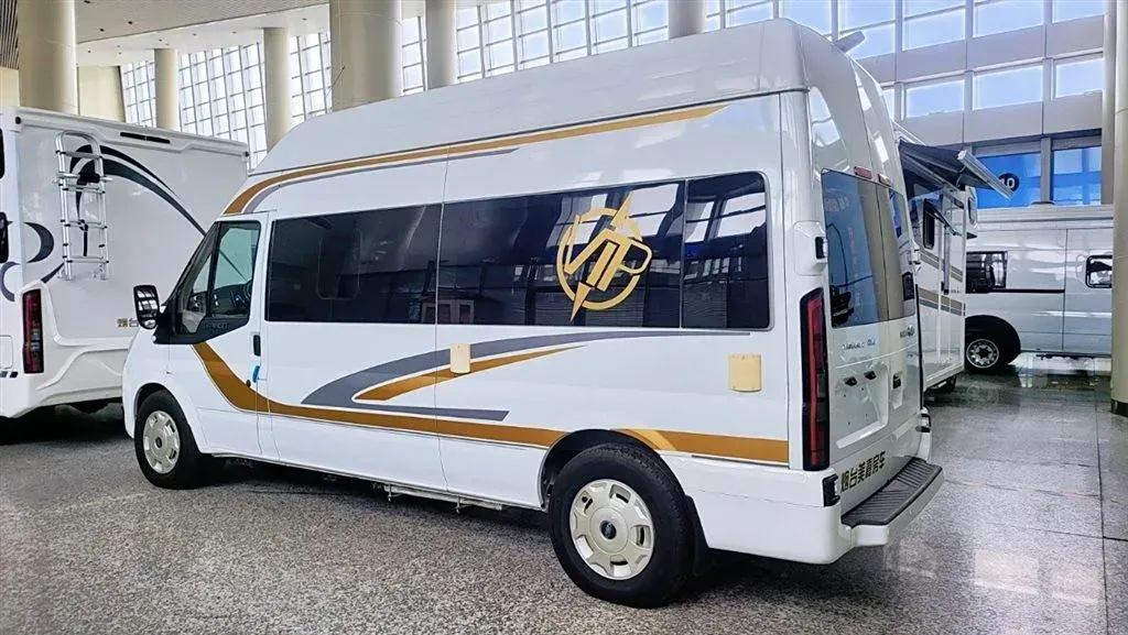 2024 Ford TransitT8 2.3T 174HP L4 8AT,autocango,china used car exporter,china ev exporter,chinese used car exporter,chinese used ev exporter