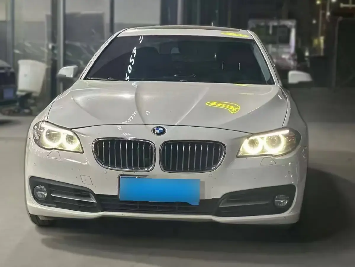 2014 BMW 5 Series 2.0T 218HP L4 8AT