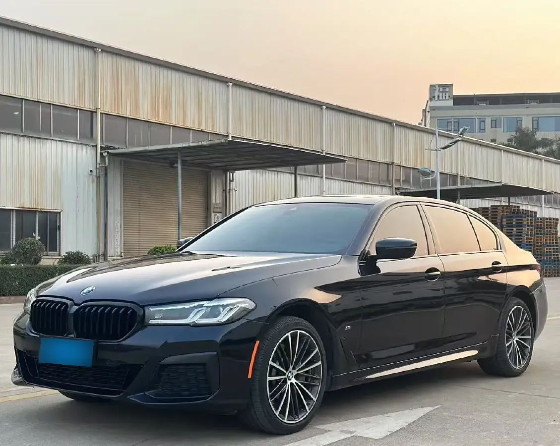 2021 BMW 5 Series 2.0T 252HP L4 8AT