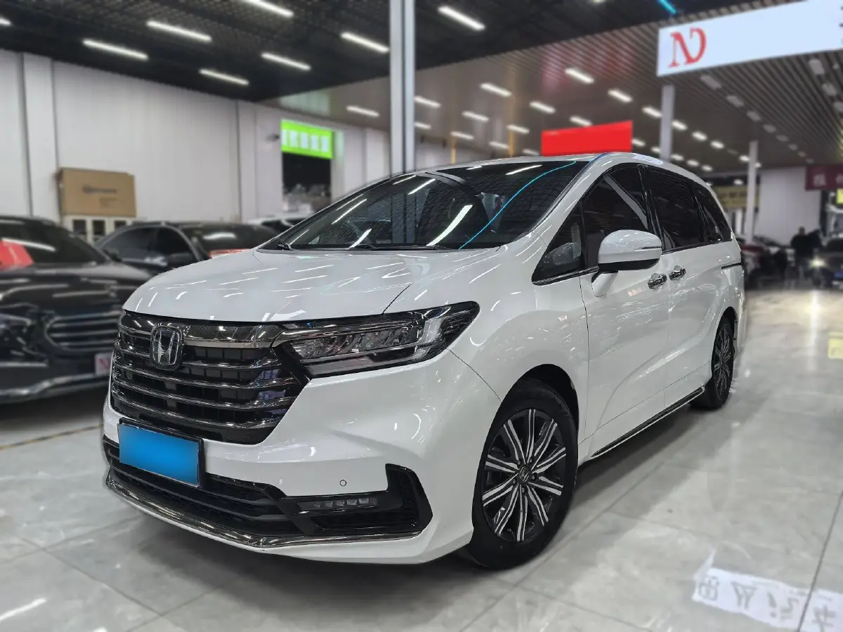 2022 Honda Odyssey 2.0L 146HP L4 E-CVT Hybrid