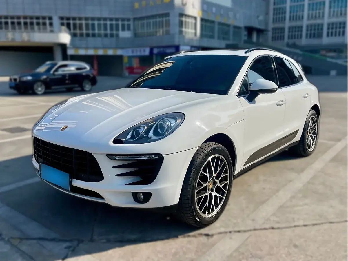 2014 Porsche Macan 2.0T 237HP L4 7DCT