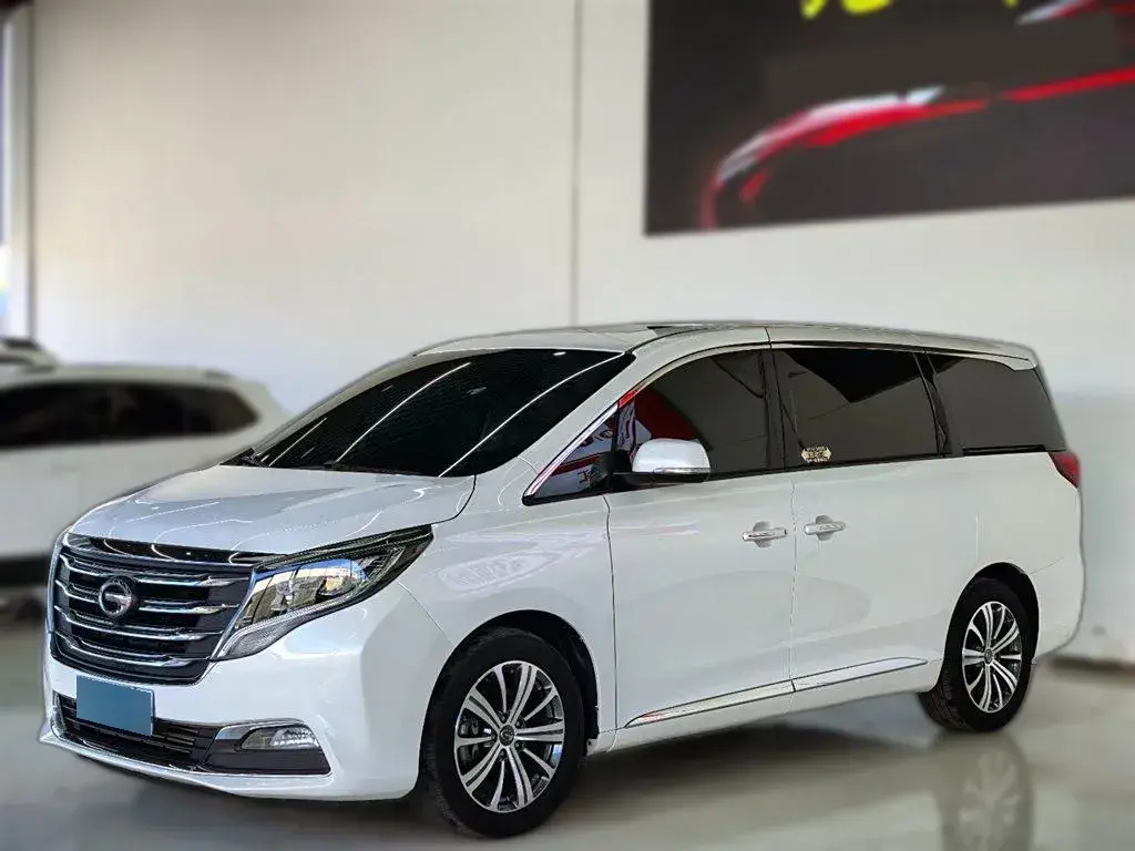 2018 GAC Trumpchi M8 2.0T 201HP L4 6AT