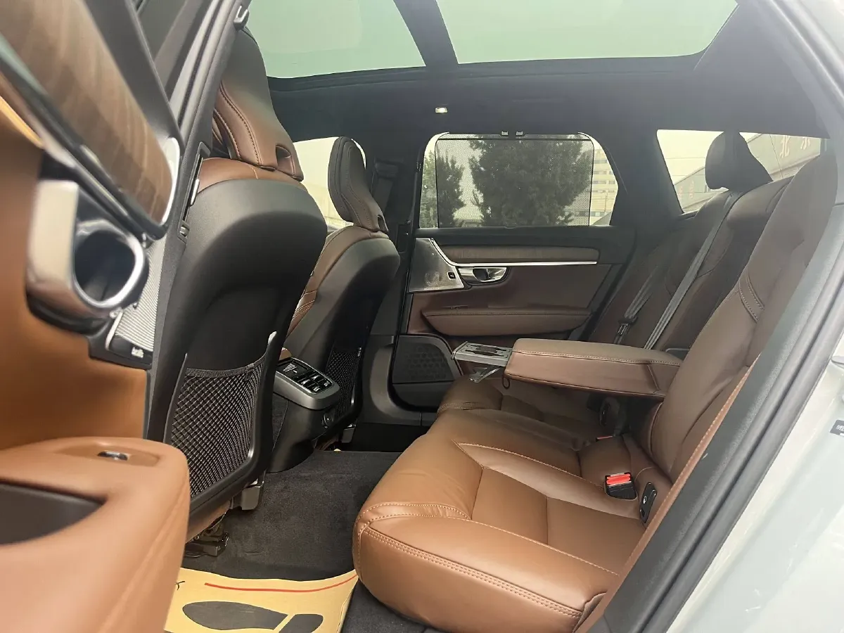 2024 Volvo V90 2.0T 250HP L4 8AT,autocango,china used car exporter,china ev exporter,chinese used car exporter,chinese used ev exporter