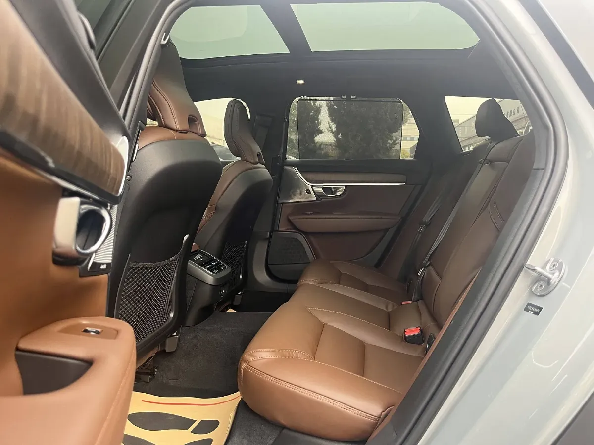 2024 Volvo V90 2.0T 250HP L4 8AT,autocango,china used car exporter,china ev exporter,chinese used car exporter,chinese used ev exporter