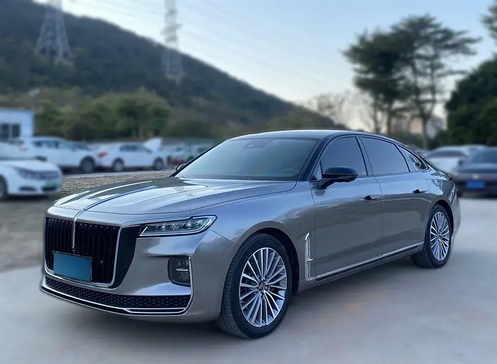 2022 HongQi H9 2.0T 252HP L4 7DCT