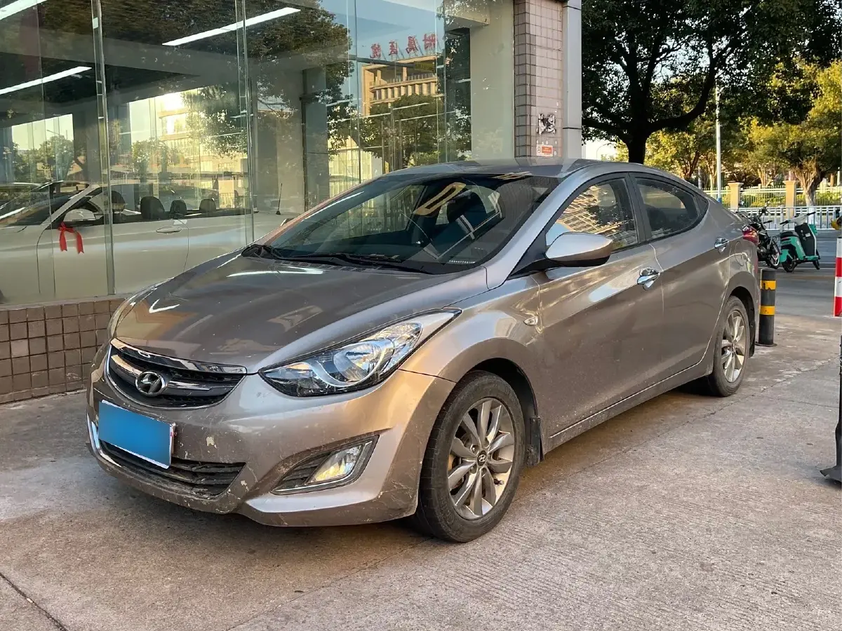 2015 Hyundai Elantra 1.6L 128HP L4 6AT