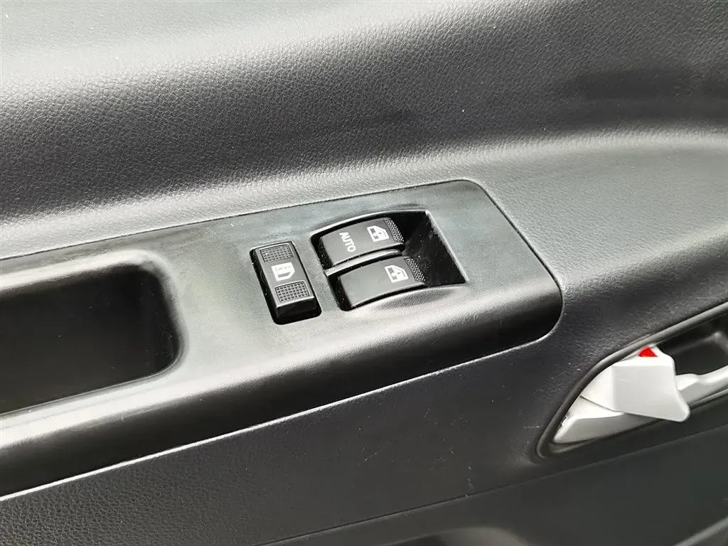 2019 JAC Refine M3 1.8L 133HP L4 5MT,autocango,china used car exporter,china ev exporter,chinese used car exporter,chinese used ev exporter