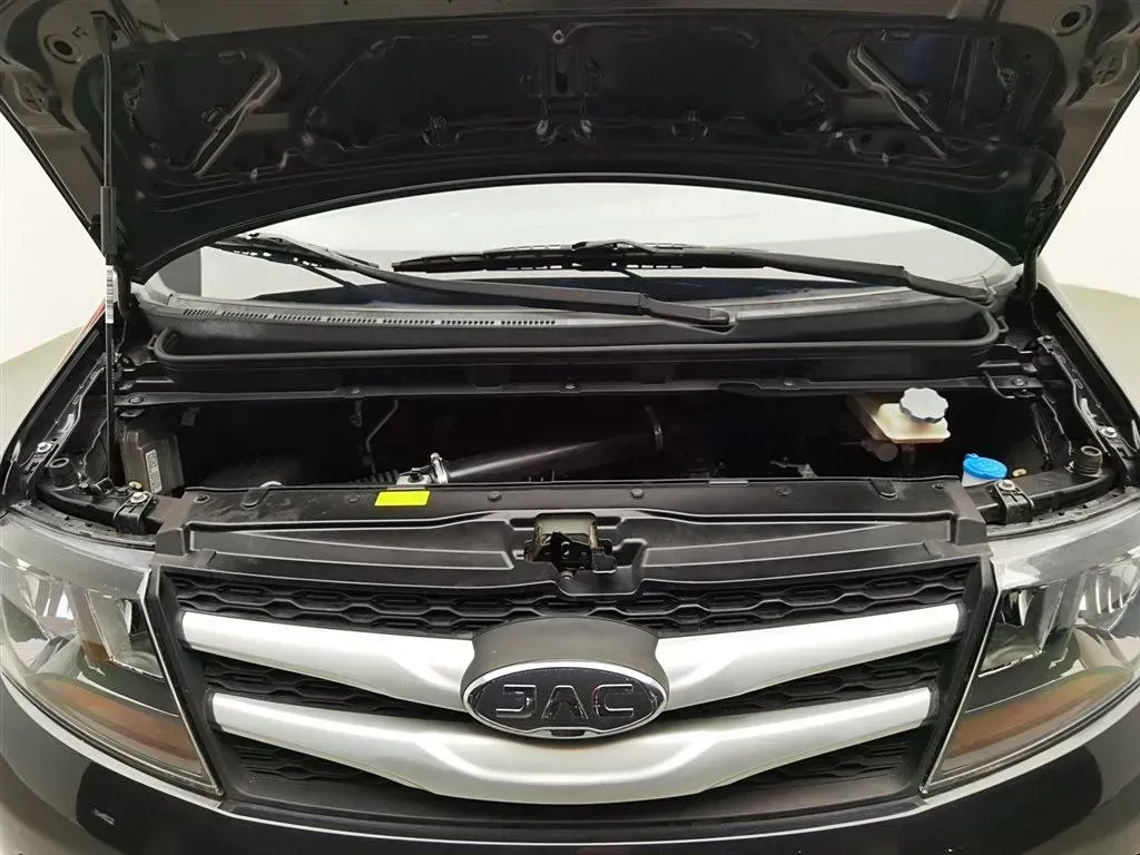 2019 JAC Refine M3 1.8L 133HP L4 5MT,autocango,china used car exporter,china ev exporter,chinese used car exporter,chinese used ev exporter
