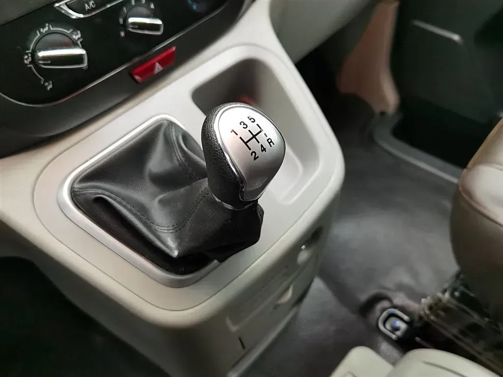 2019 JAC Refine M3 1.8L 133HP L4 5MT,autocango,china used car exporter,china ev exporter,chinese used car exporter,chinese used ev exporter