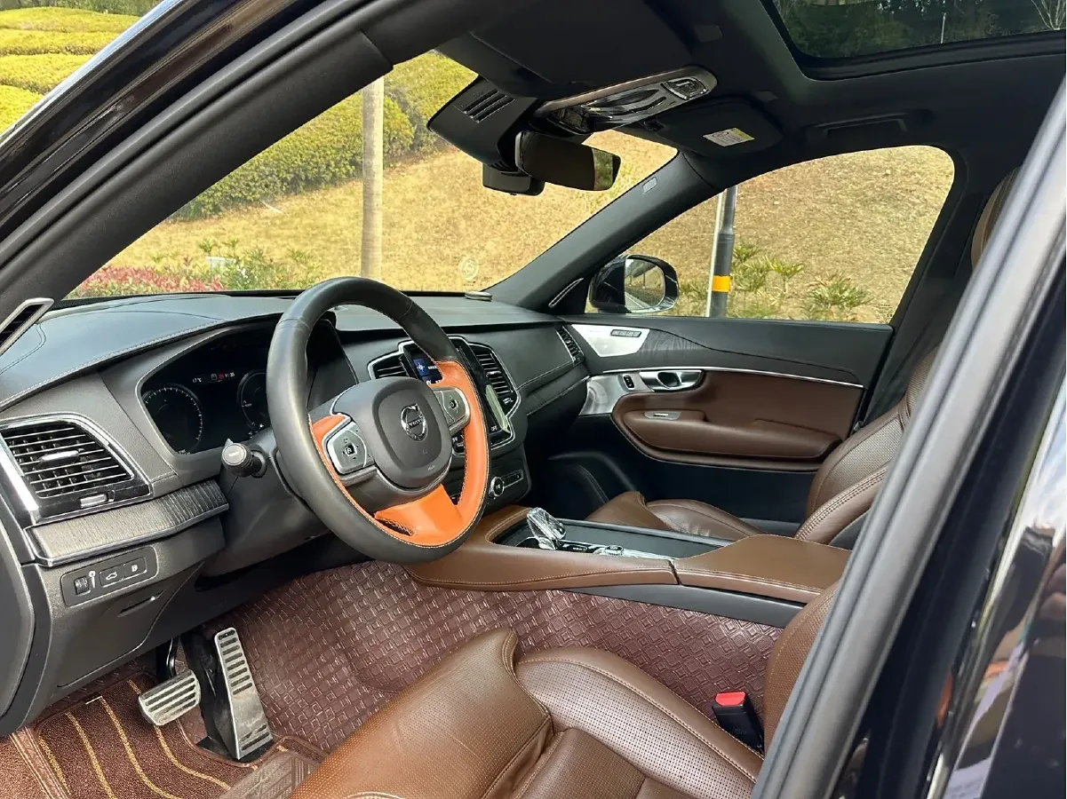 2021 Volvo XC90 PHEV 2.0T 303HP L4 8AT PHEV 11.6KWH,autocango,china used car exporter,china ev exporter,chinese used car exporter,chinese used ev exporter