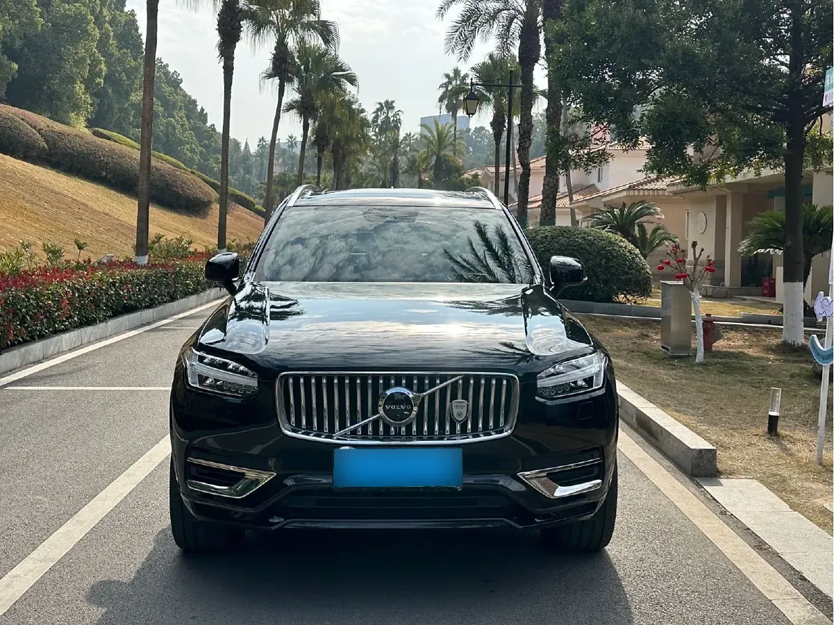 2021 Volvo XC90 PHEV 2.0T 303HP L4 8AT PHEV 11.6KWH,autocango,china used car exporter,china ev exporter,chinese used car exporter,chinese used ev exporter