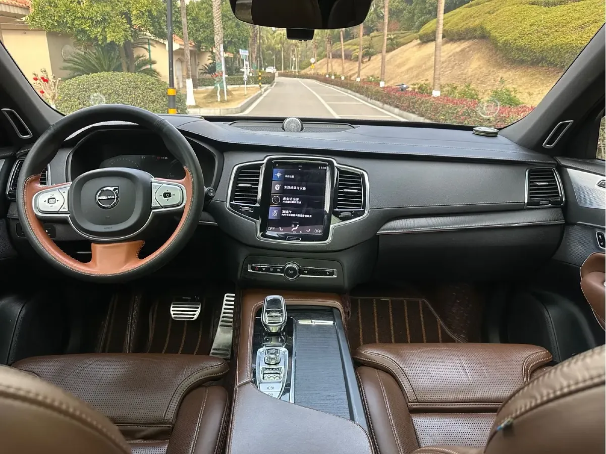 2021 Volvo XC90 PHEV 2.0T 303HP L4 8AT PHEV 11.6KWH,autocango,china used car exporter,china ev exporter,chinese used car exporter,chinese used ev exporter