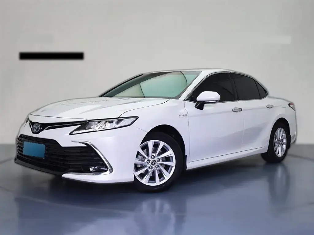 2021 Toyota Camry 2.5L 178HP L4 E-CVT Hybrid