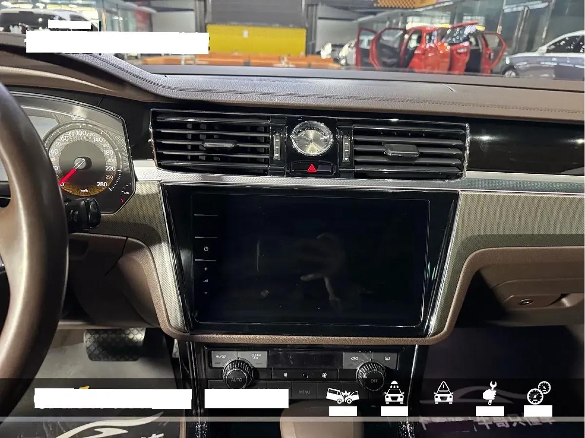 2021 Volkswagen Phideon 2.0T 224HP L4 7DCT,autocango,china used car exporter,china ev exporter,chinese used car exporter,chinese used ev exporter