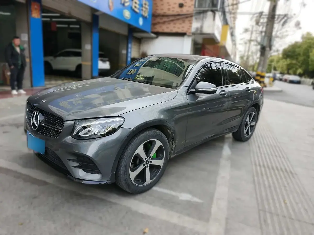 2019 Mercedes-Benz GLC Coupe 2.0T 184HP L4 9AT