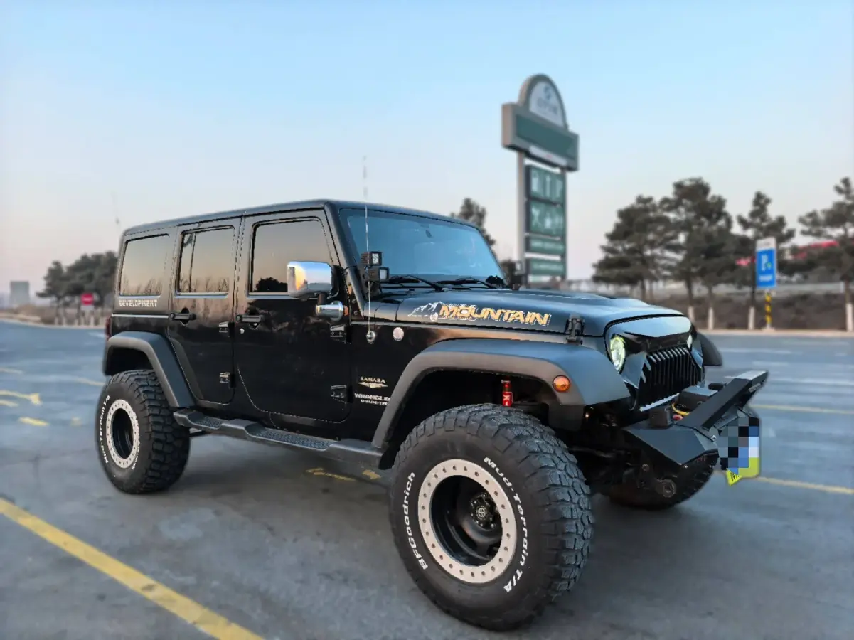 2014 Jeep Wrangler 3.0L 234HP V6 5AT