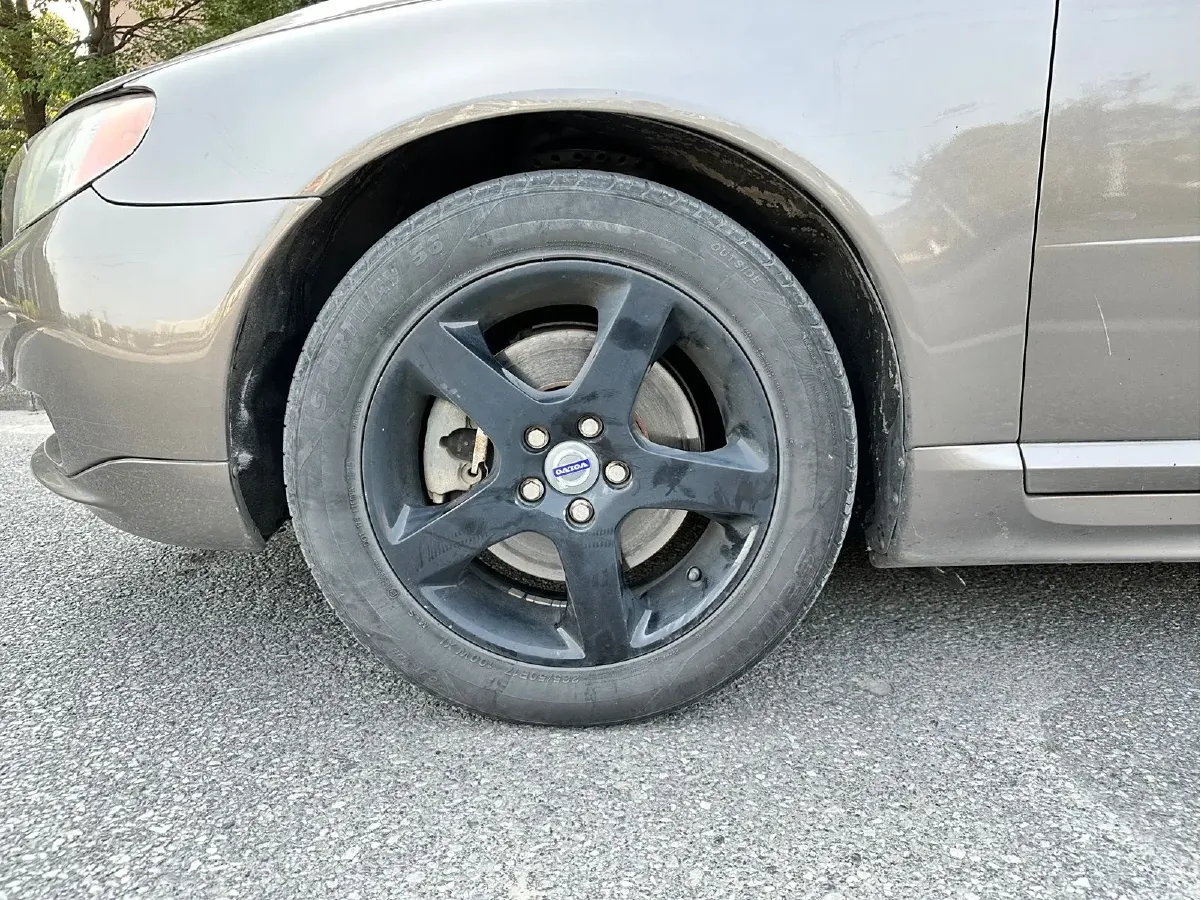 2009 Volvo S80L 2.5T 200HP L5 6AT,autocango,china used car exporter,china ev exporter,chinese used car exporter,chinese used ev exporter