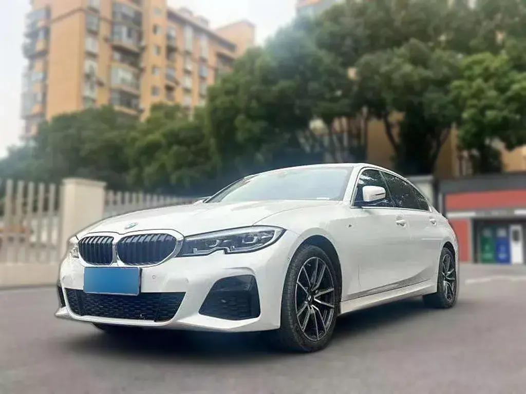 2022 BMW 3 Series 2.0T 156HP L4 8AT