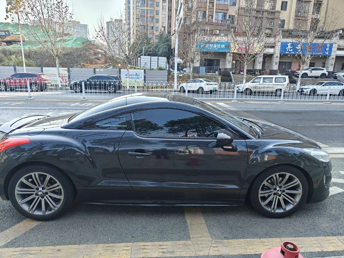 2011 Peugeot RCZ 1.6T 156HP L4 6AT,autocango,china used car exporter,china ev exporter,chinese used car exporter,chinese used ev exporter