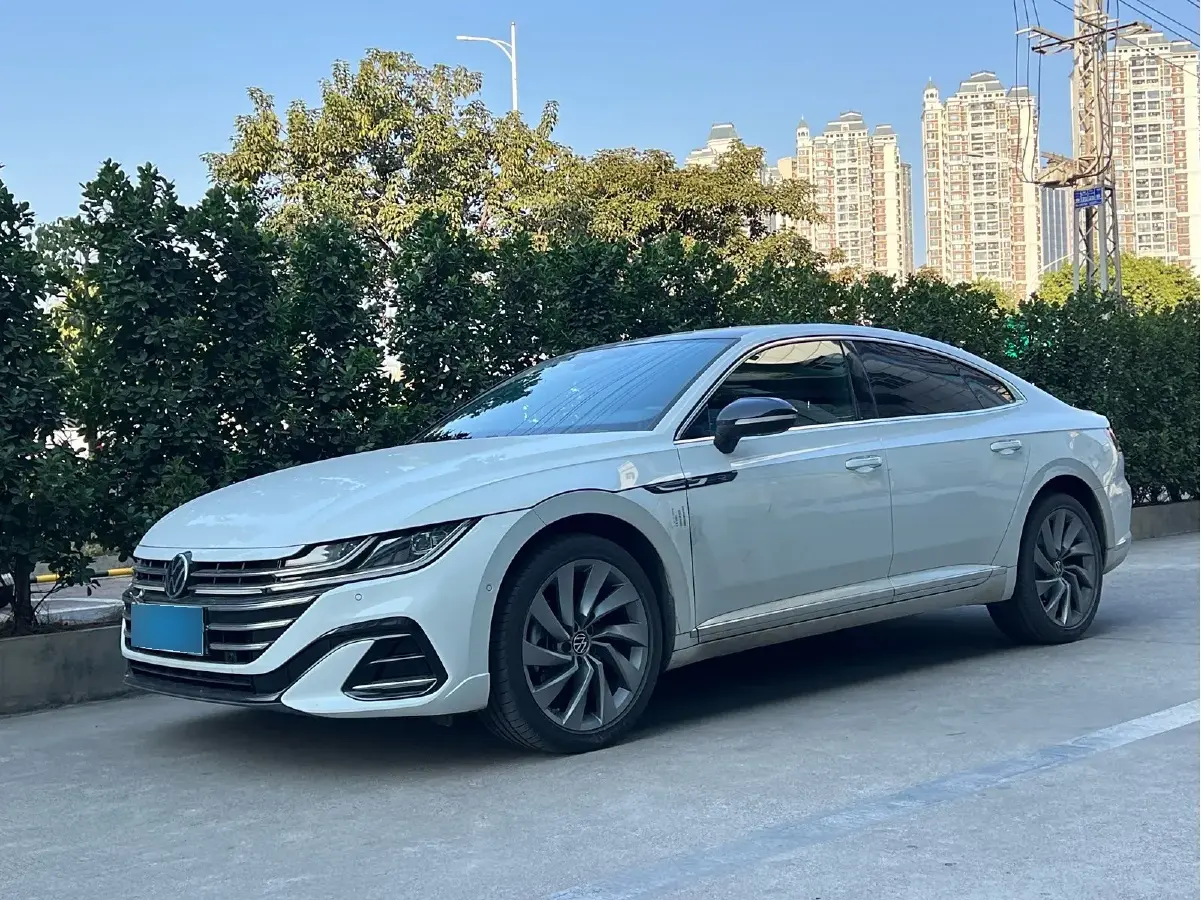 2021 Volkswagen CC 2.0T 220HP L4 7DCT