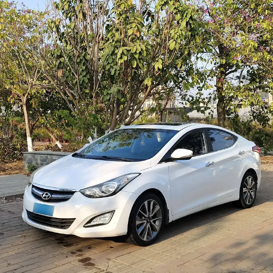 2015 Hyundai Elantra 1.6L 128HP L4 6AT