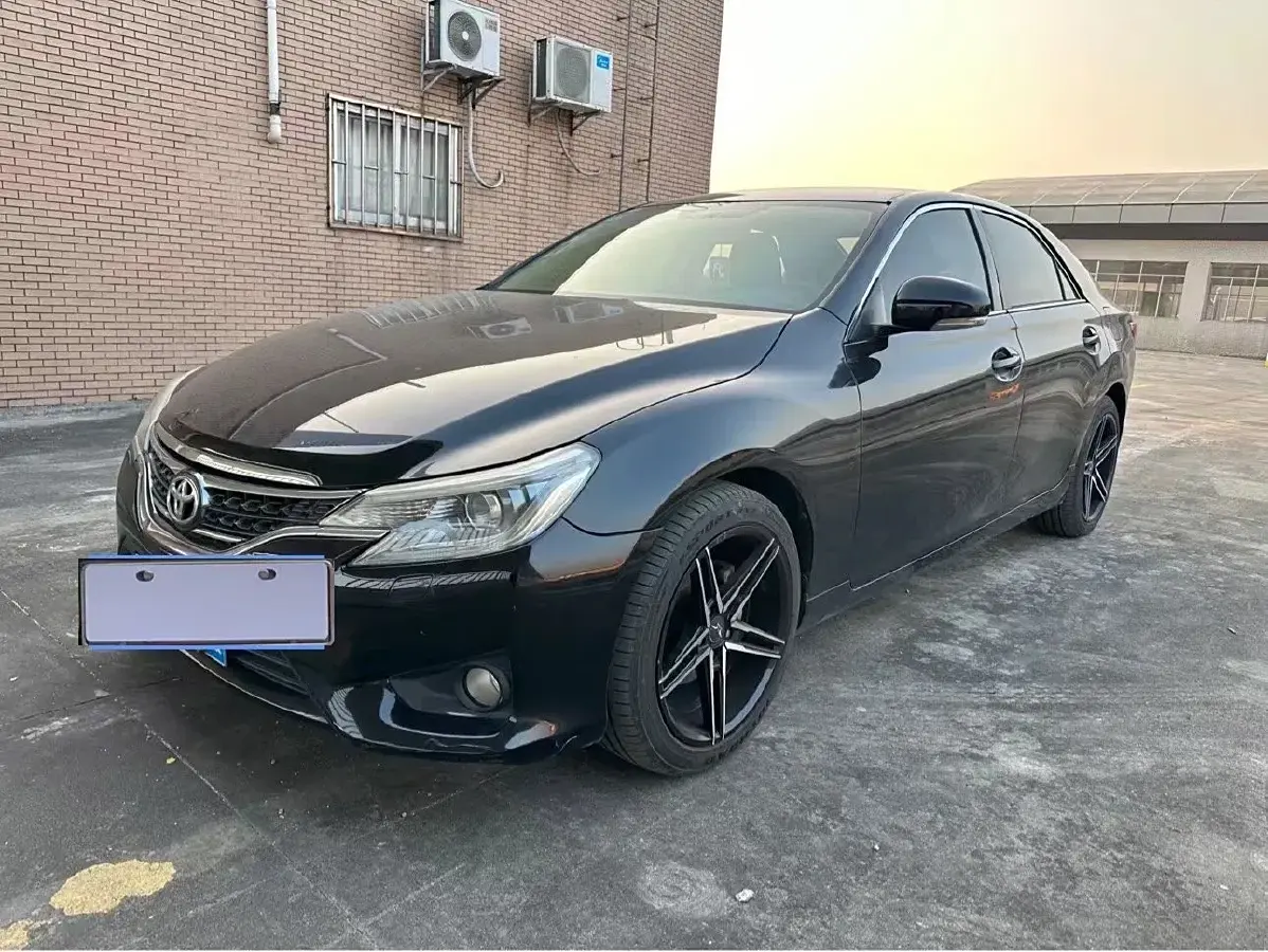 2013 Toyota Reiz 2.5L 193HP V6 6AT