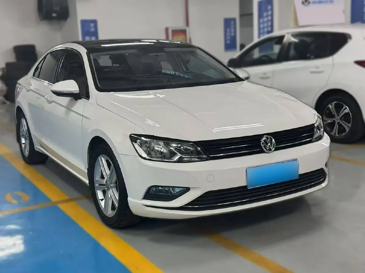 2017 Volkswagen Lamando 1.4T 150HP L4 7DCT