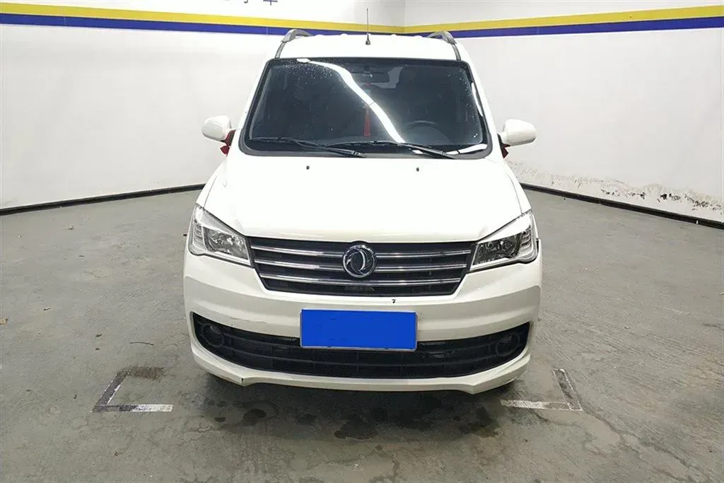 2019 DongFeng Fengon Fengon 330 1.5L 116HP L4 5MT,autocango,china used car exporter,china ev exporter,chinese used car exporter,chinese used ev exporter