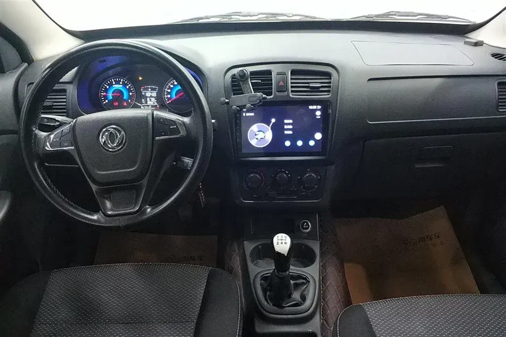 2019 DongFeng Fengon Fengon 330 1.5L 116HP L4 5MT,autocango,china used car exporter,china ev exporter,chinese used car exporter,chinese used ev exporter