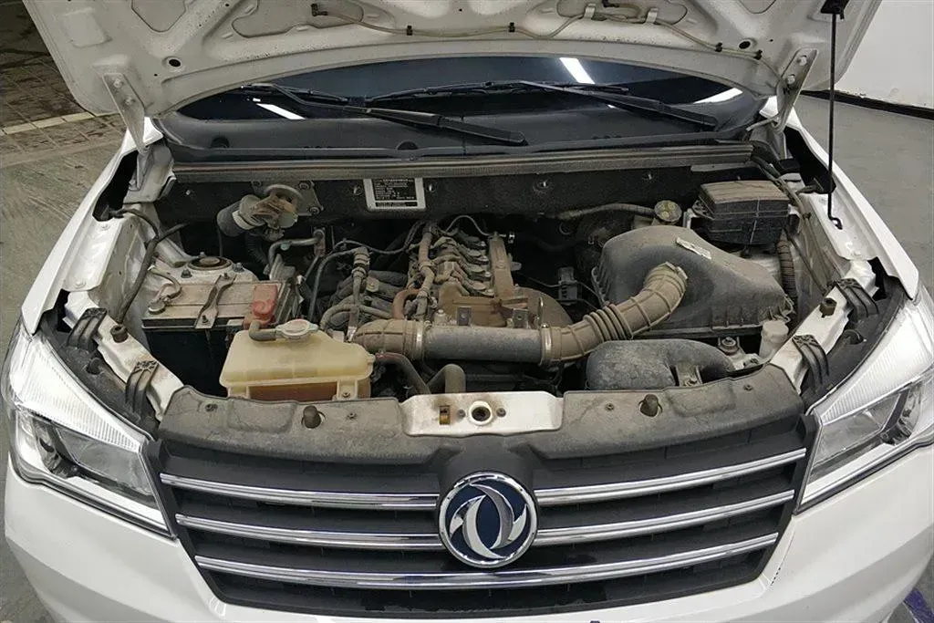 2019 DongFeng Fengon Fengon 330 1.5L 116HP L4 5MT,autocango,china used car exporter,china ev exporter,chinese used car exporter,chinese used ev exporter