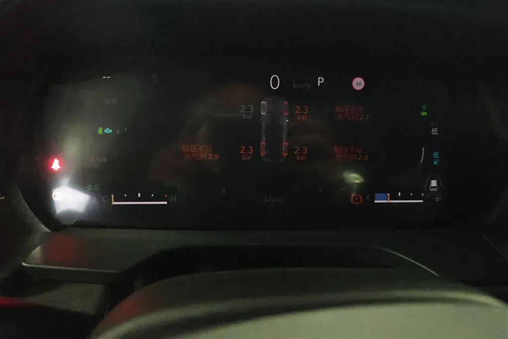 2023 Jeep Grand Cherokee 4XE 2.0T 272HP L4 8AT PHEV 17.107KWH,autocango,china used car exporter,china ev exporter,chinese used car exporter,chinese used ev exporter