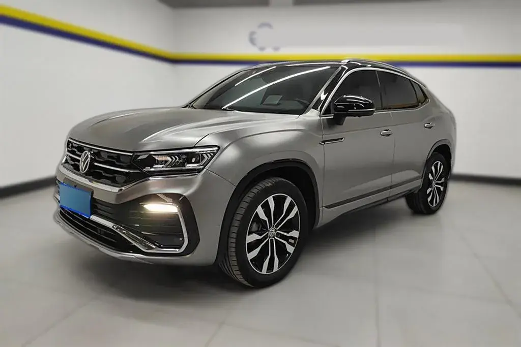 2020 Volkswagen Tayron X 2.0T 220HP L4 7DCT