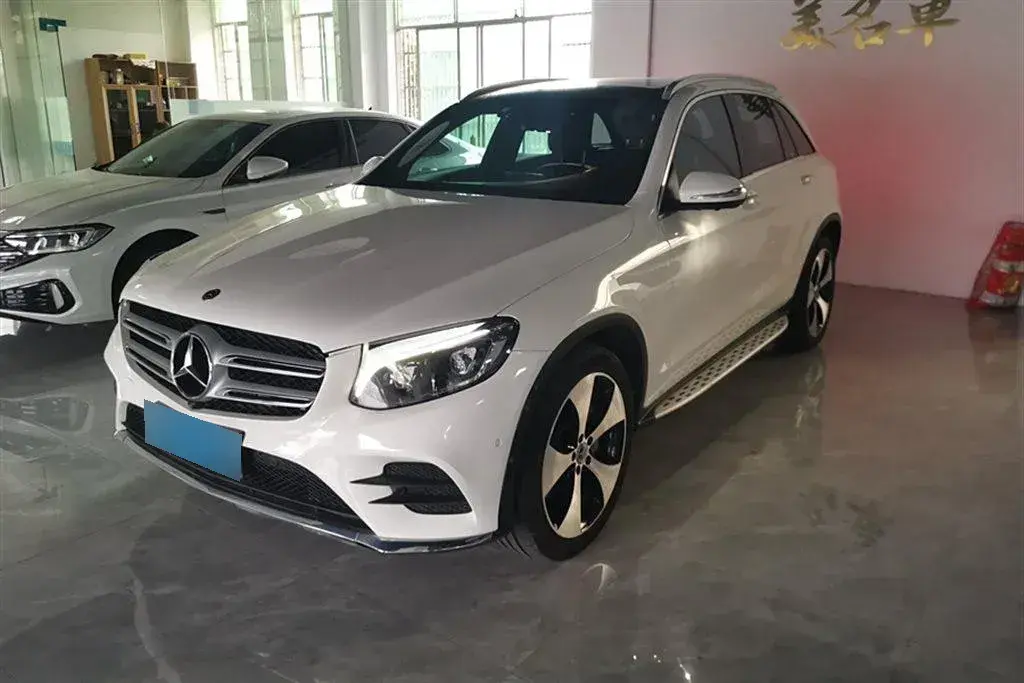 2018 Mercedes-Benz GLC Class 2.0T 245HP L4 9AT