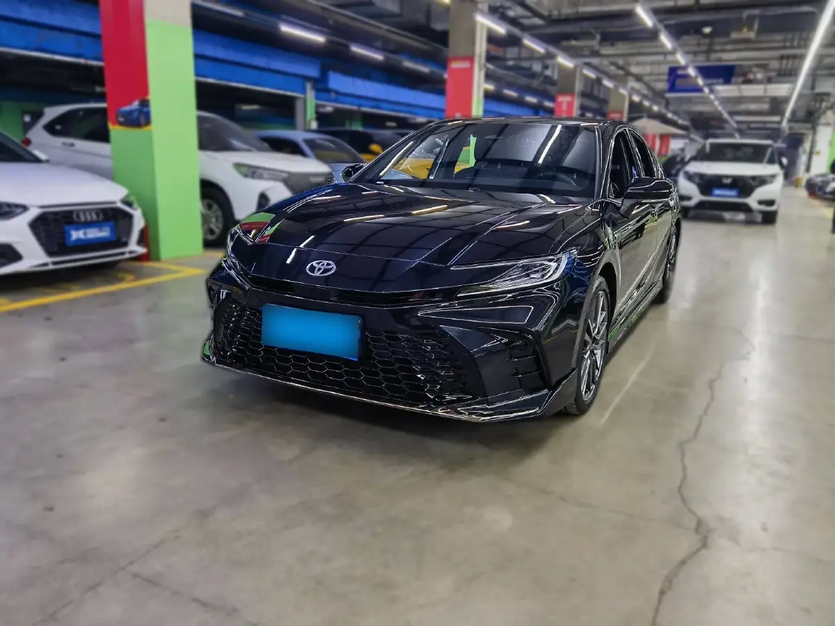 2024 Toyota Camry 2.5L 185HP L4 E-CVT Hybrid