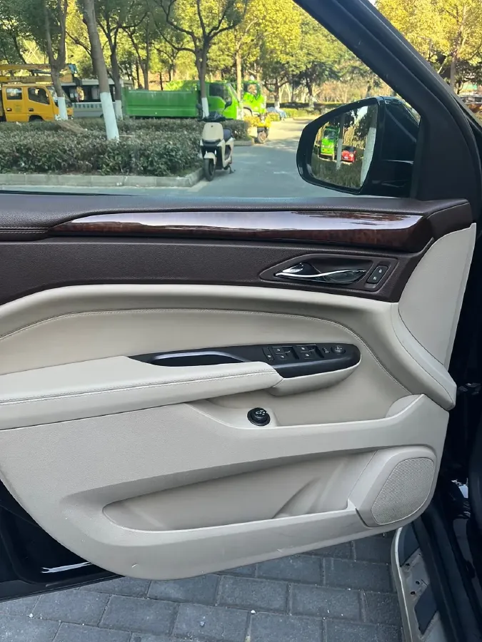 2013 Cadillac SRX 3.0L 271HP V6 6AT,autocango,china used car exporter,china ev exporter,chinese used car exporter,chinese used ev exporter