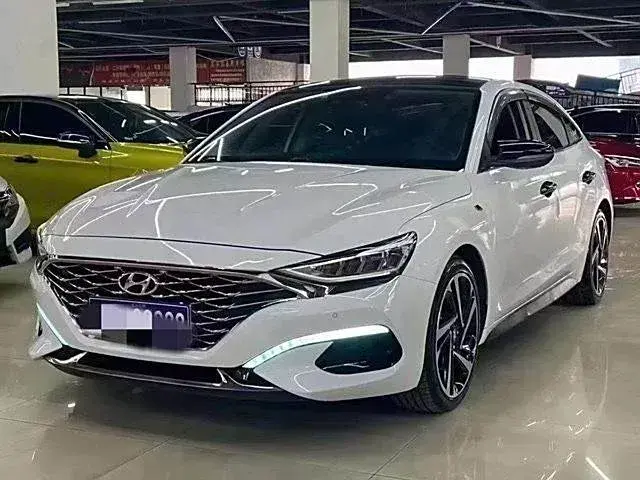 2019 Hyundai La Festa 1.6T 204HP L4 7DCT
