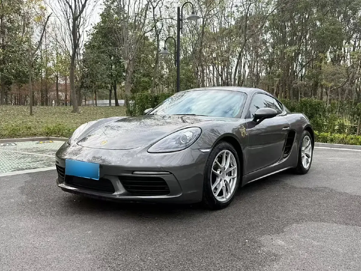 2018 Porsche 718 2.0T 250HP H4 7DCT