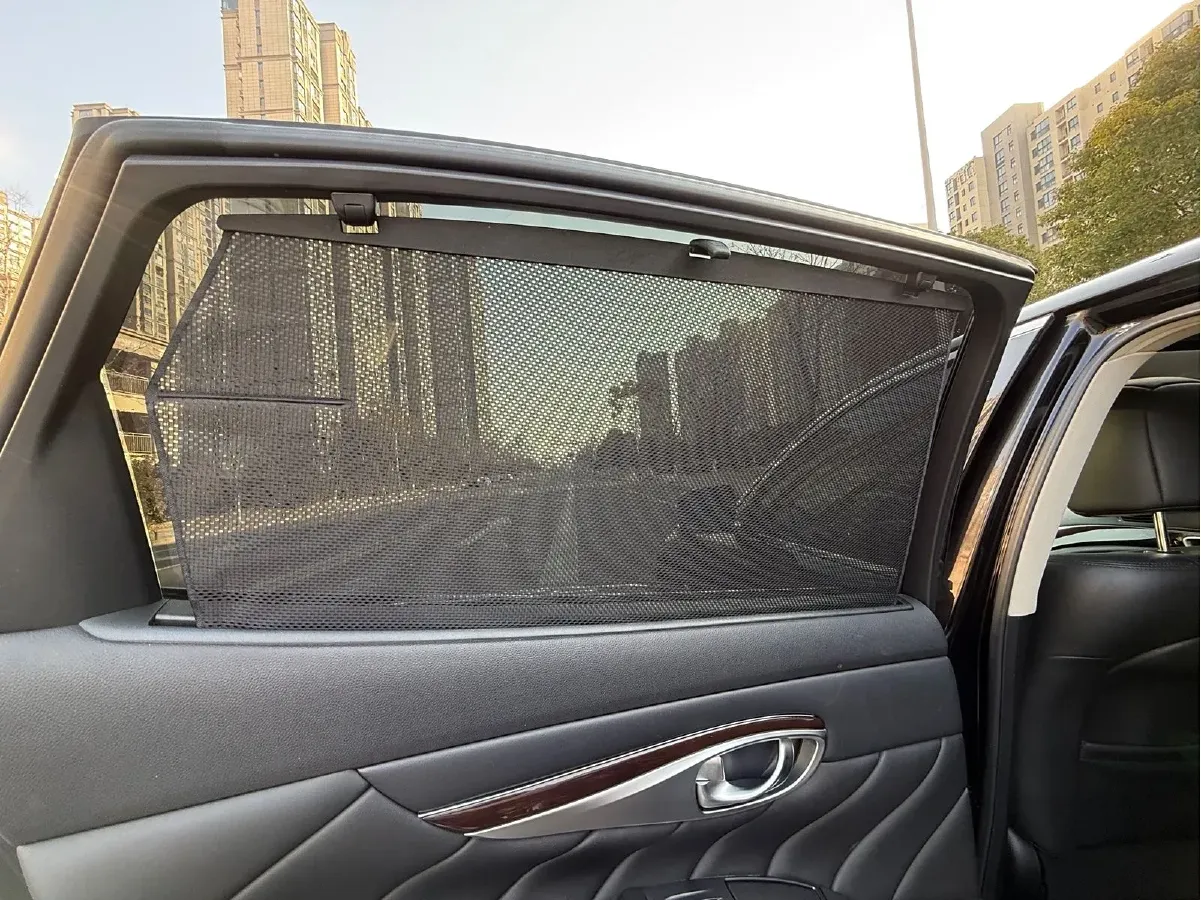 2015 Infiniti Q70 2.5L 222HP V6 7AT,autocango,china used car exporter,china ev exporter,chinese used car exporter,chinese used ev exporter