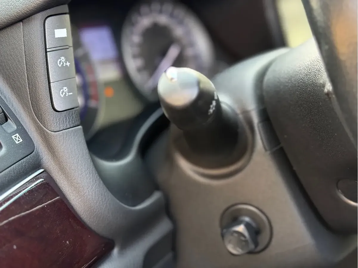 2015 Infiniti Q70 2.5L 222HP V6 7AT,autocango,china used car exporter,china ev exporter,chinese used car exporter,chinese used ev exporter