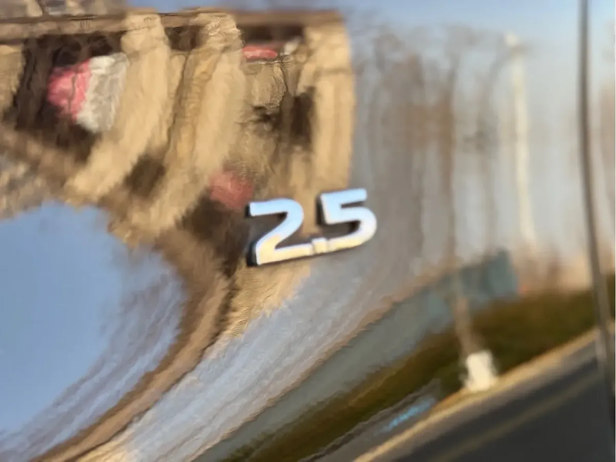 2015 Infiniti Q70 2.5L 222HP V6 7AT,autocango,china used car exporter,china ev exporter,chinese used car exporter,chinese used ev exporter