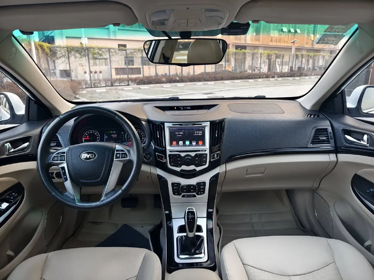 2018 BYD e5 BEV 60.48KWH,autocango,china used car exporter,china ev exporter,chinese used car exporter,chinese used ev exporter