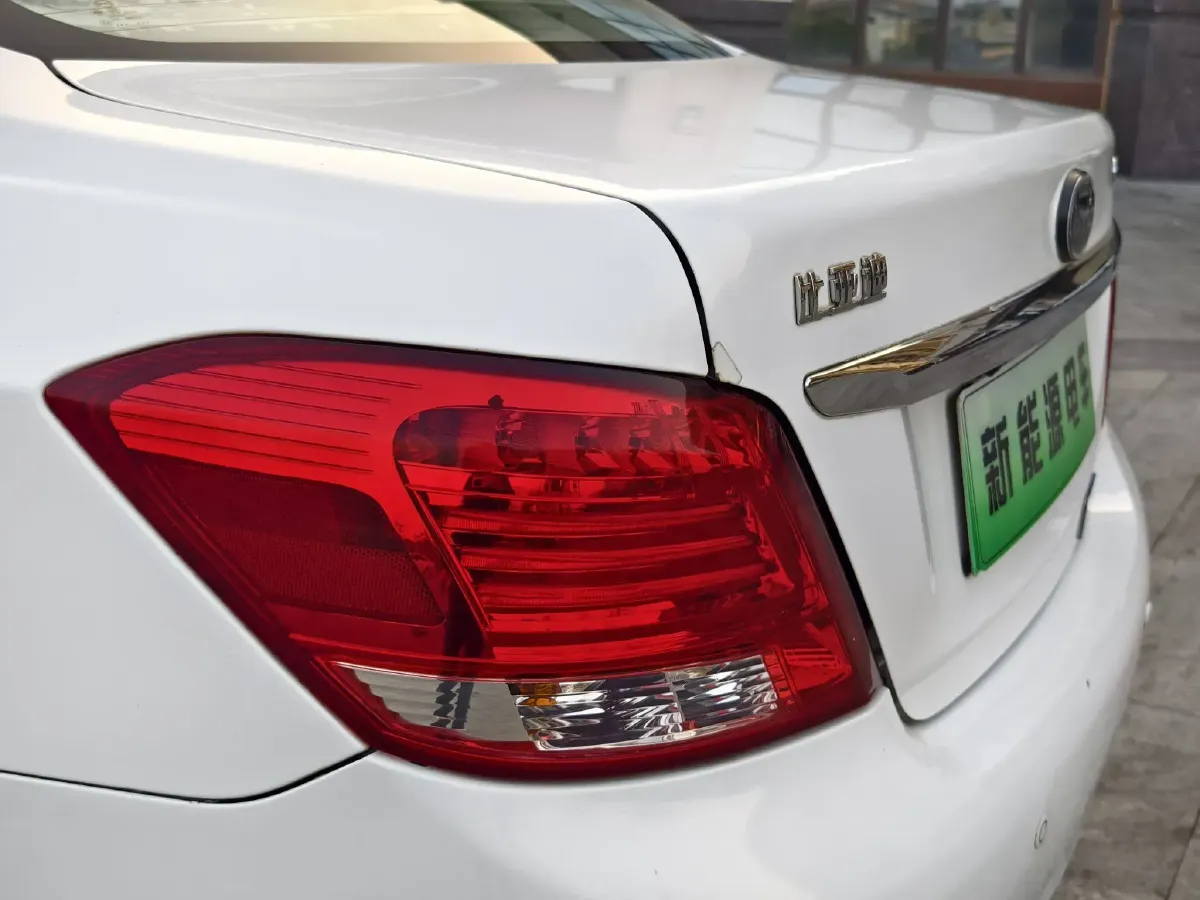 2018 BYD e5 BEV 60.48KWH,autocango,china used car exporter,china ev exporter,chinese used car exporter,chinese used ev exporter