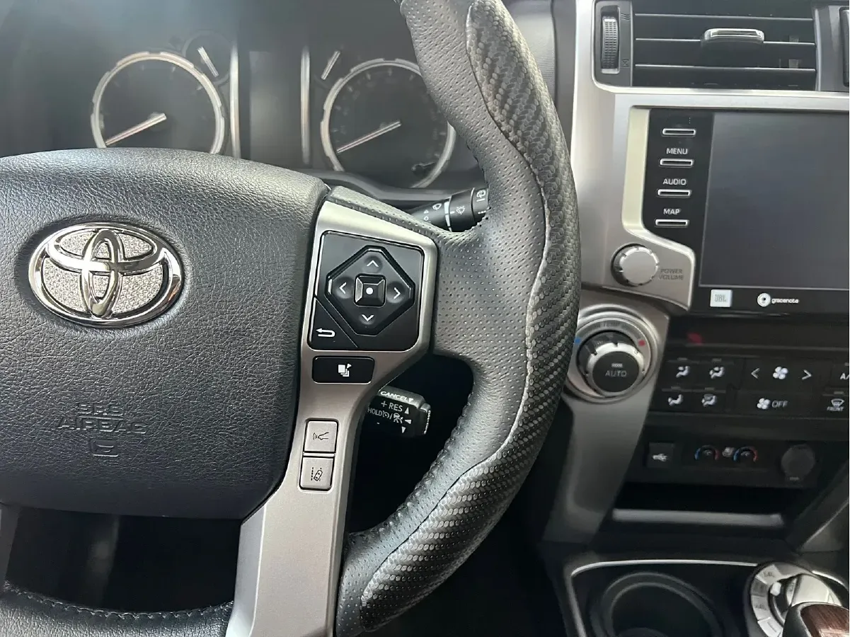 2022 Toyota 4Runner 4.0L 273HP V6 5AT,autocango,china used car exporter,china ev exporter,chinese used car exporter,chinese used ev exporter