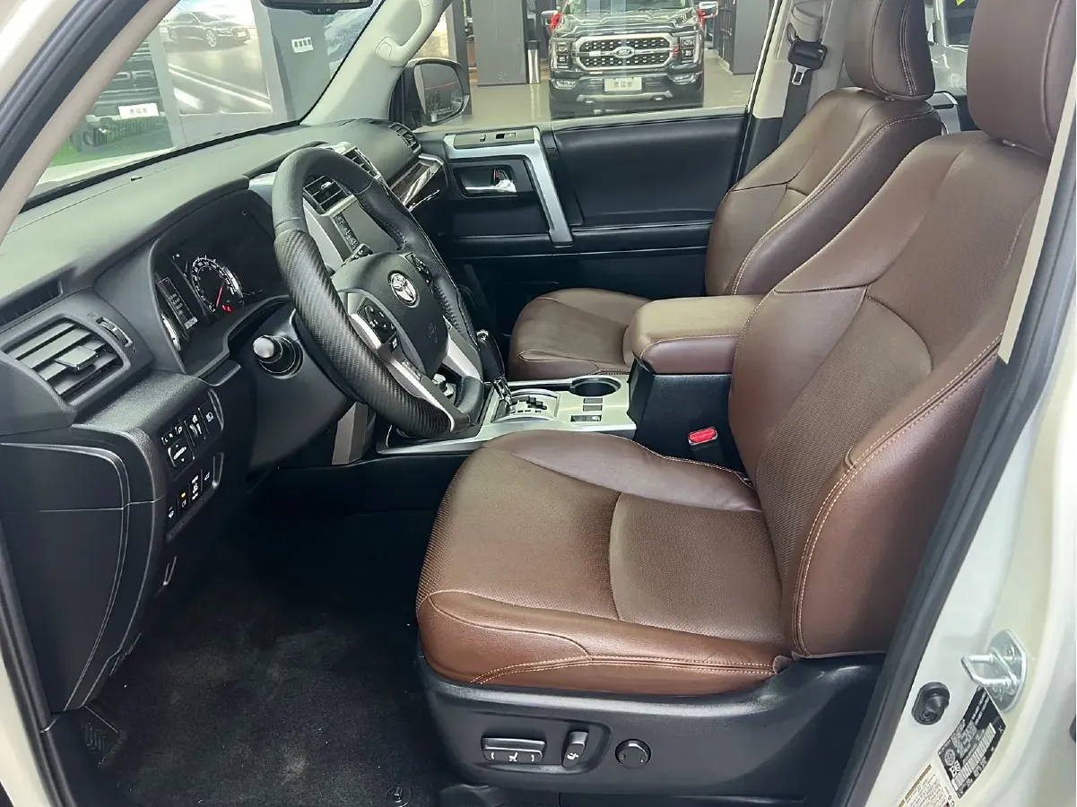 2022 Toyota 4Runner 4.0L 273HP V6 5AT,autocango,china used car exporter,china ev exporter,chinese used car exporter,chinese used ev exporter