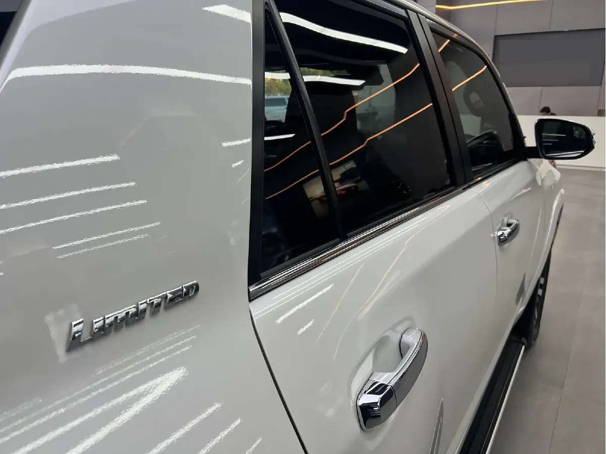 2022 Toyota 4Runner 4.0L 273HP V6 5AT,autocango,china used car exporter,china ev exporter,chinese used car exporter,chinese used ev exporter