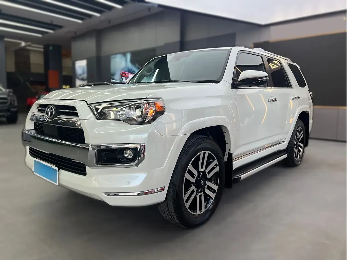 2022 Toyota 4Runner 4.0L 273HP V6 5AT