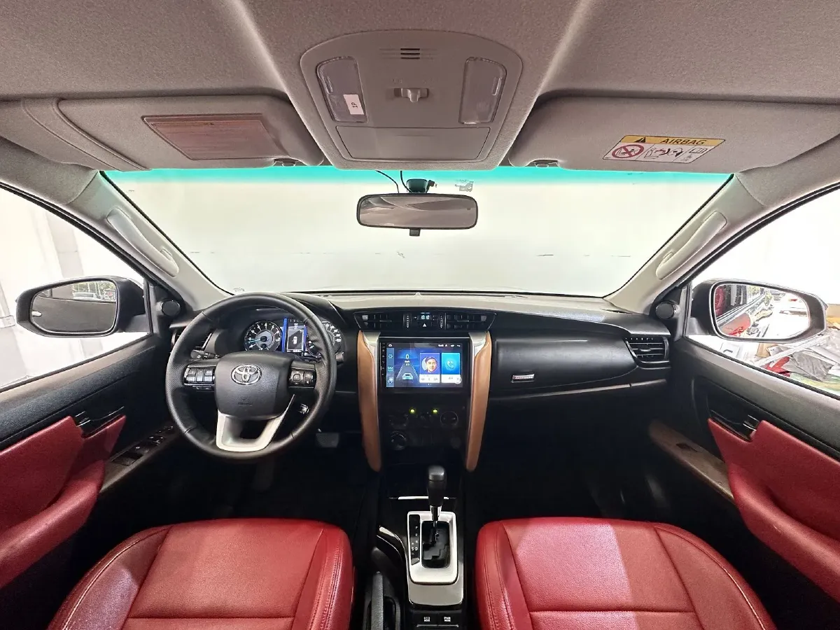 2016 Toyota Fortuner 2.7L 163HP L4 6AT,autocango,china used car exporter,china ev exporter,chinese used car exporter,chinese used ev exporter