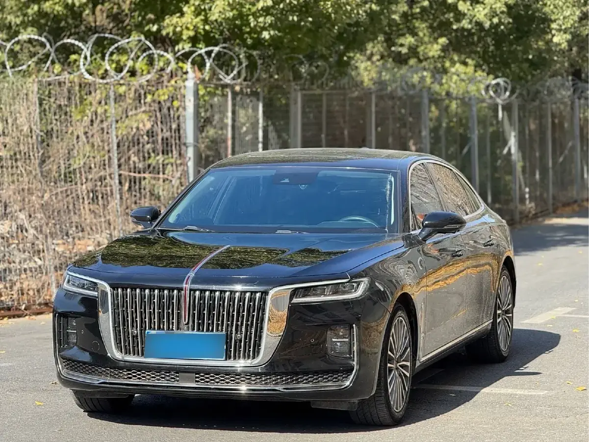 2020 HongQi H9 2.0T 252HP L4 7DCT