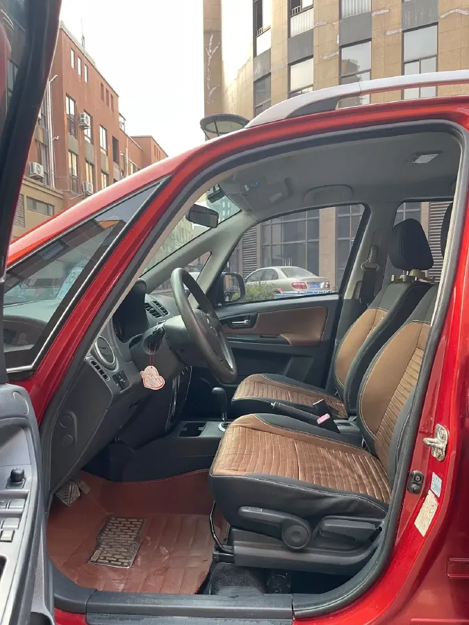 2013 Suzuki SX4 1.6L 109HP L4 4AT,autocango,china used car exporter,china ev exporter,chinese used car exporter,chinese used ev exporter